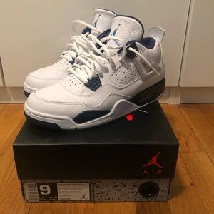 Jordan Retro 4 “Columbia”